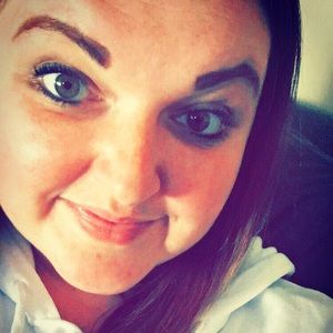 Meet your Posher, Kelley