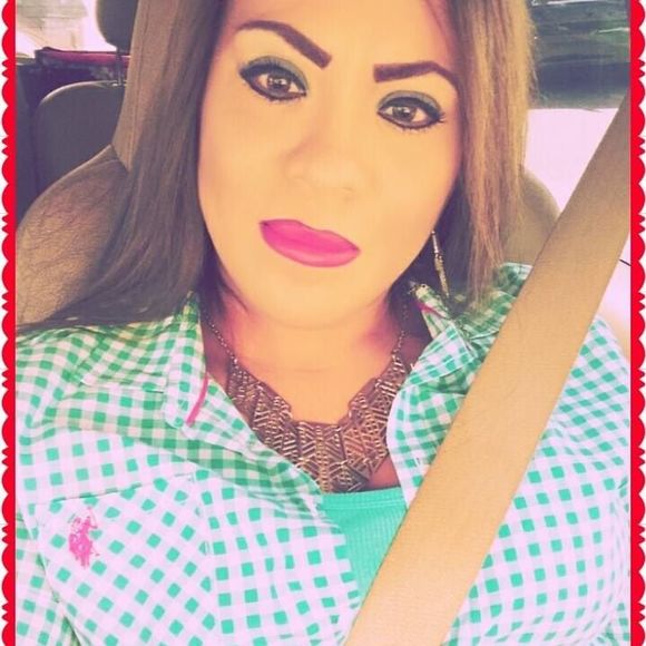 Meet your Posher, Lorena - Picture 1 of 1