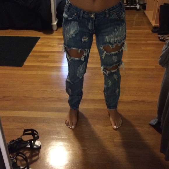 FLASH SALE: ONE destroyed denim