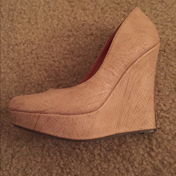 Michael Antonio wedges