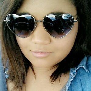 Meet your Posher, Morgan