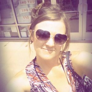 Meet your Posher, Mandy