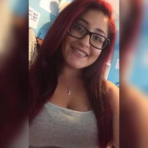 Meet your Posher, Dinorah