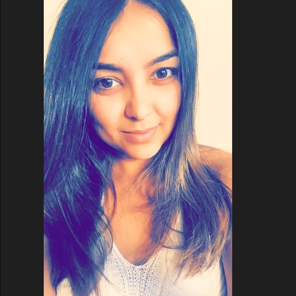 Meet your Posher, Bruna