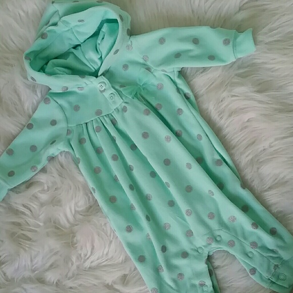 🎉Host pick! 🎉 Mint and silver polka dot outfit