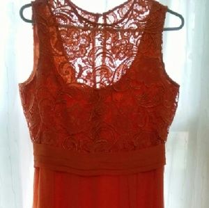 Eva Mendes Intricately detailed dress