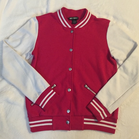 🦄🌸Hot Topic Fuchsia Letterman Jacket🦄