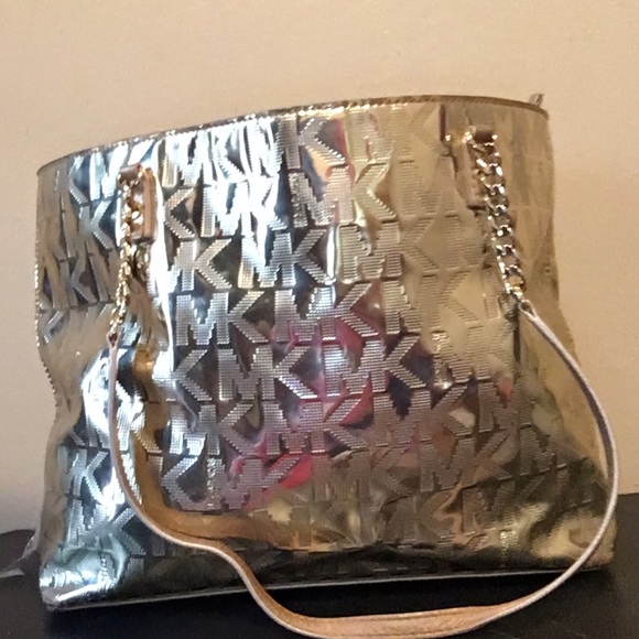 AUTHENTIC MICHAEL KORS BAG