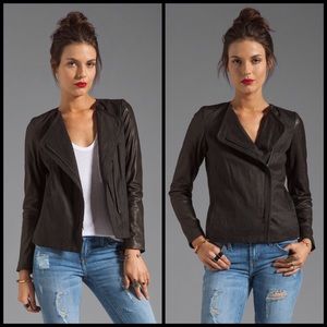 🎉HP 💕🔥Vince NWT Moto jacket 🔥