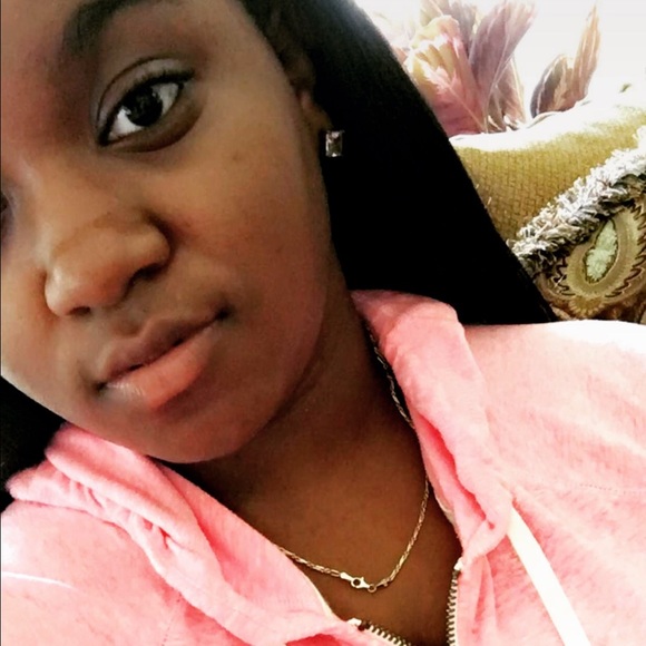 Meet your Posher, Kendria - Picture 1 of 1