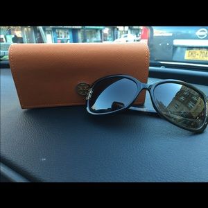 Torcy burch sunglasses