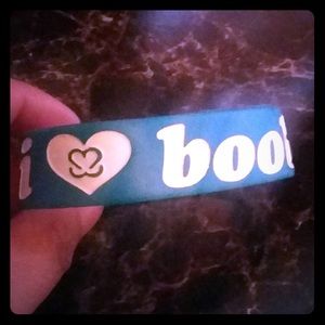 Bracelet show support for Breast Cancer Awareness