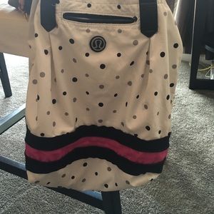 Lululemon shoulder bag