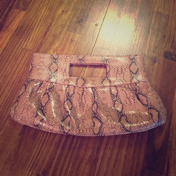 Snakeskin clutch