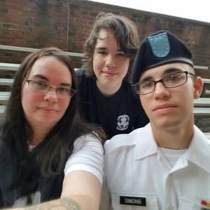 Meet your Posher, Katie