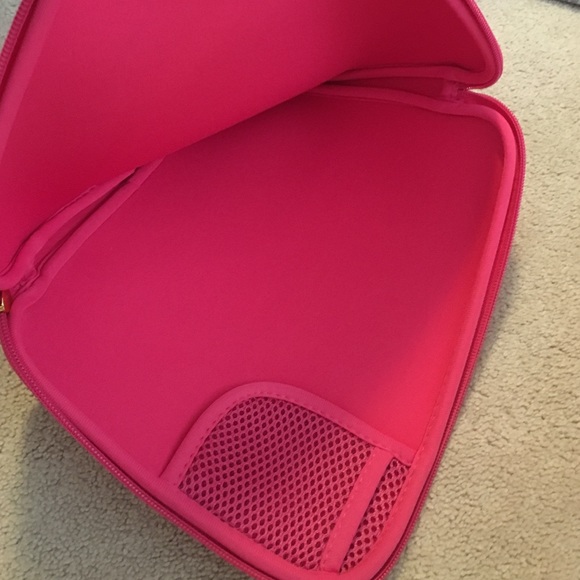 Lilly Pulitzer iPad case - Picture 2 of 3