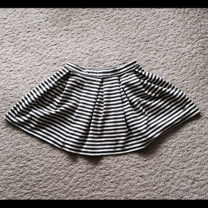Grey & white striped skater skirt