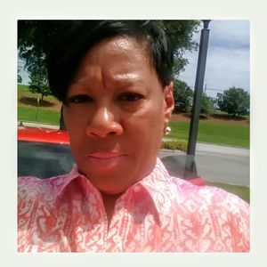 Meet your Posher, Yvette