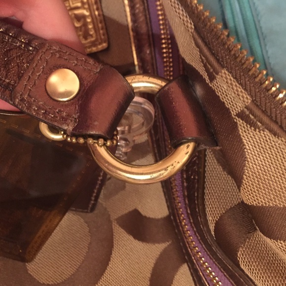 Coach Poppy Classic Tote (discontinued) - Picture 3 of 4