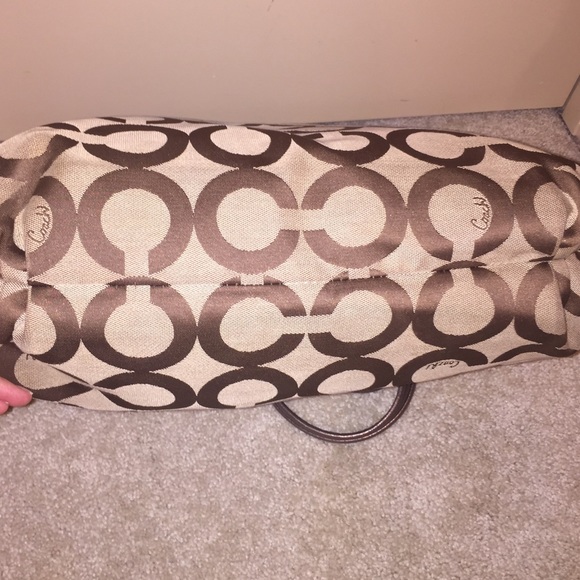 Coach Poppy Classic Tote (discontinued) - Picture 2 of 4