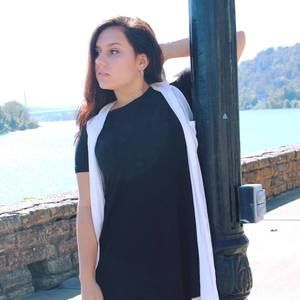 Meet your Posher, Alexis