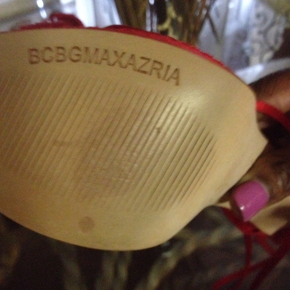 Shoes - Picture 3 of 4