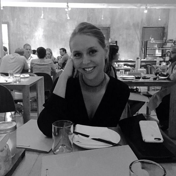 Meet your Posher, Karen - Picture 1 of 1