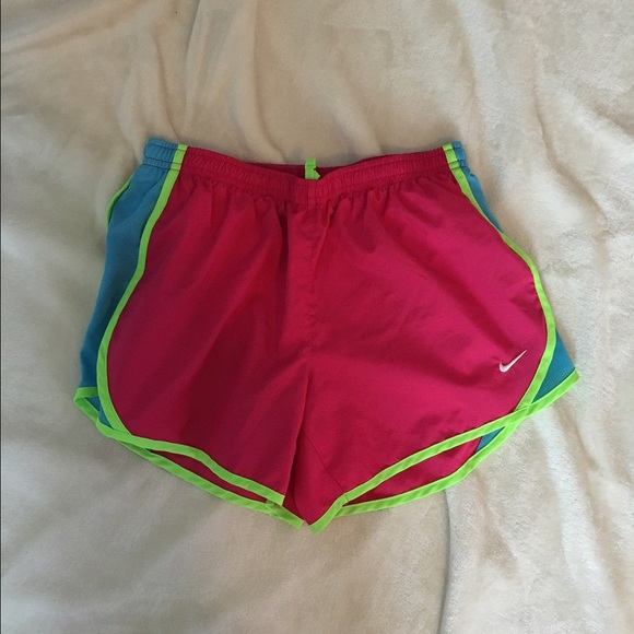 Nike Pants - NIKE DRI-FIT SHORTS (COLOR BLOCK)