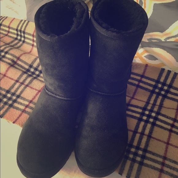 🌟Authentic UGGS-Black✨