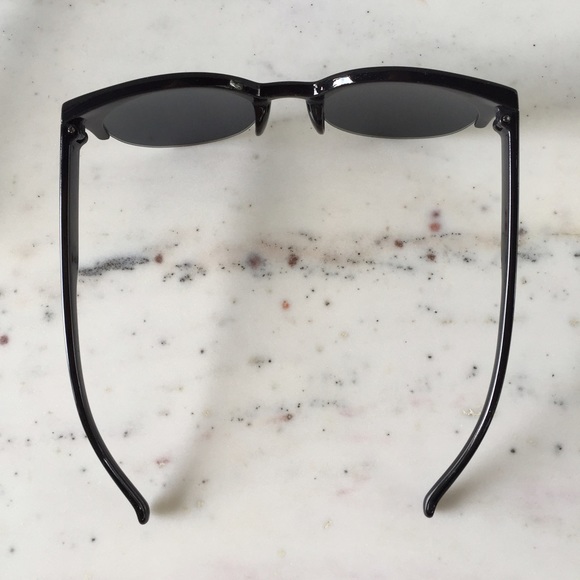 "Marnie" Sunglasses || Black Semi-Rimless - Picture 4 of 6