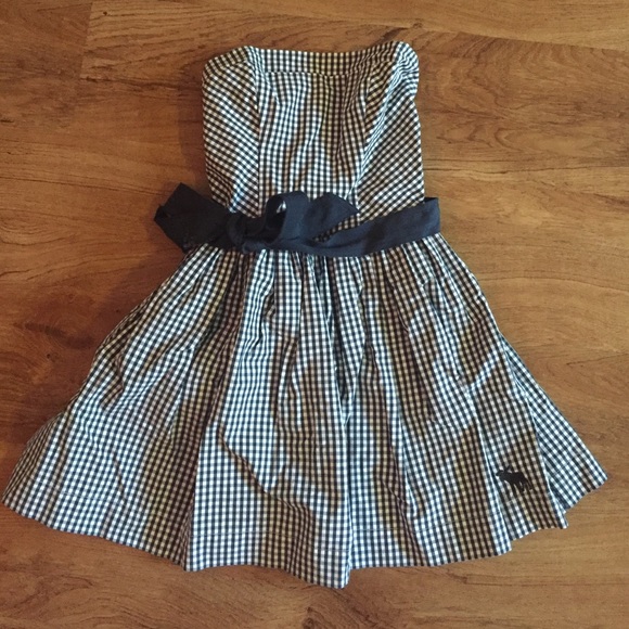 Strapless Abercrombie and Fitch dress