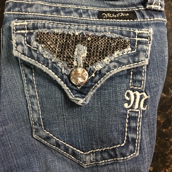 Size 26 Miss Me jeans! - Picture 5 of 5