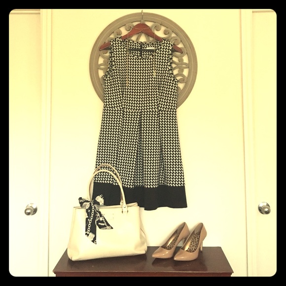 Calvin Klein Black & White Dress, 12P