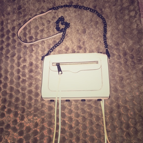 *NEW* Rebecca Minkoff Avery crossbody Putty