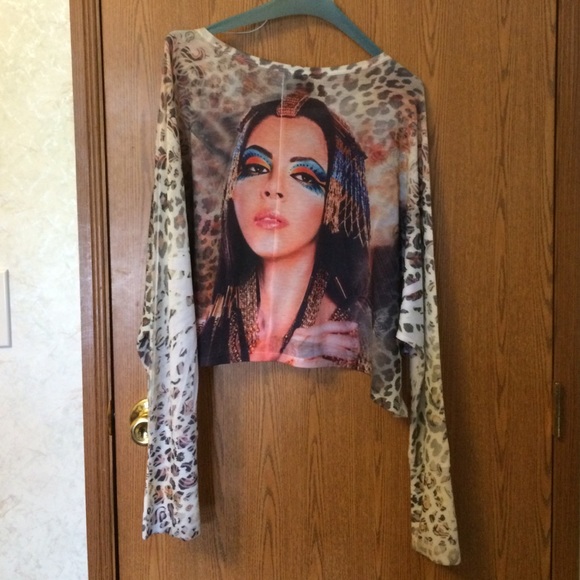 shirt - Picture 2 of 2