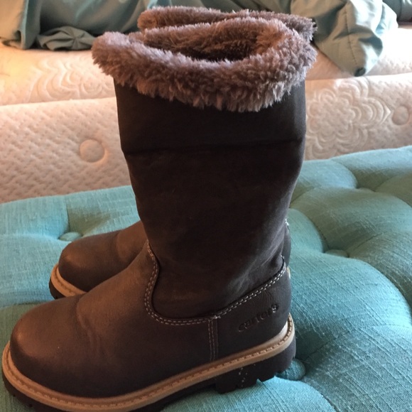 Carters girls fuzzy winter boots