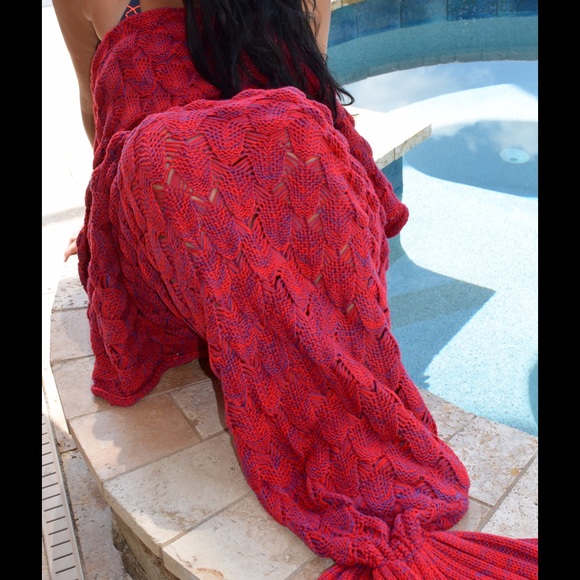 Crocheted Mermaid Tail Red & Blue Blanket - Picture 1 of 4