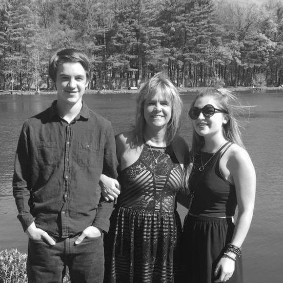 Meet your Posher, Kim