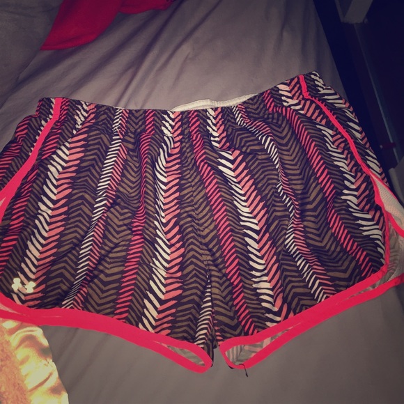 MULTI under armour heat control short