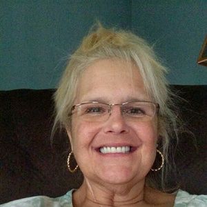 Meet your Posher, Lynn