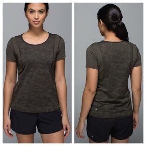 🎉CLOSET CLEAN OUT 🎉 Lululemon Run for Days Tee 4