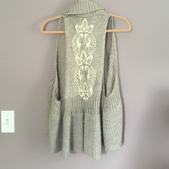 Willow and clay Embellished sweater vest