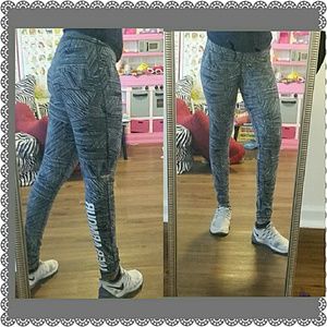 Under Armour fitted leggings