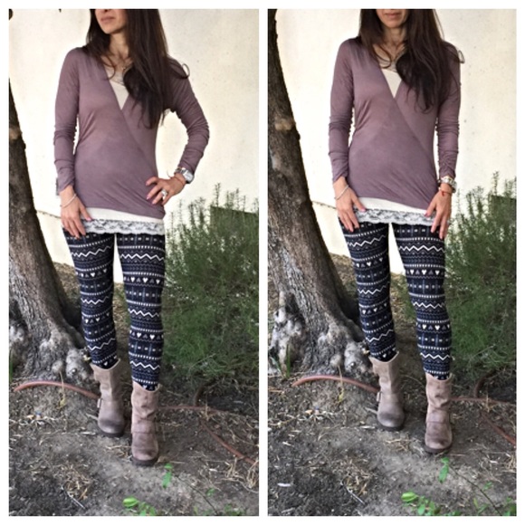 🔴Mocha front wrap top - Picture 3 of 3