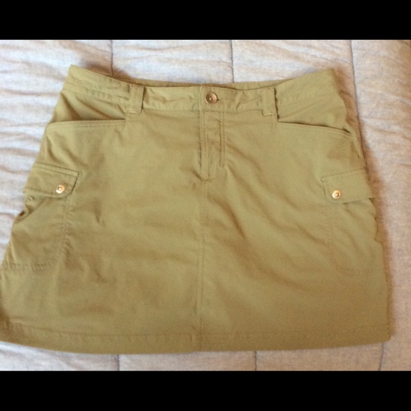 Eddie Bauer Short green kakki skort
