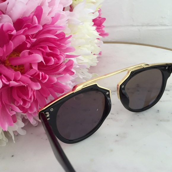 "Madeline" Sunglasses || Black & Blue Mirror - Picture 3 of 6