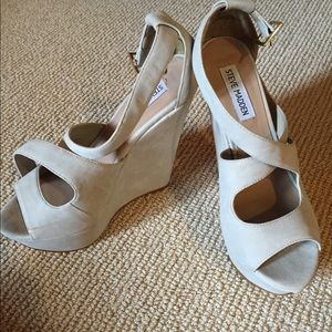 Steve Madden 6 inch Wedges