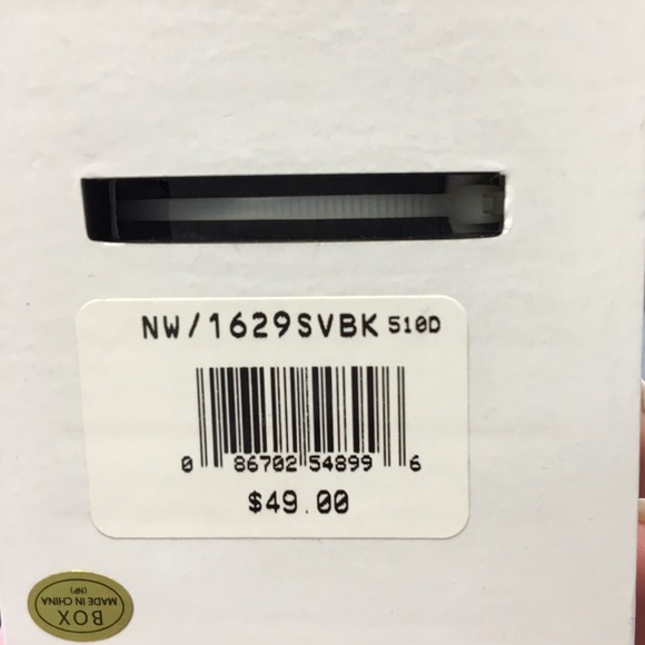 BRAND NEW Nine West-silver with black band - Picture 3 of 4