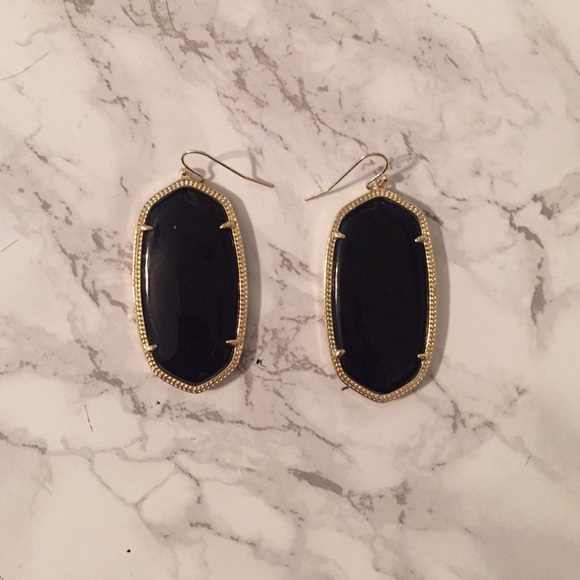 Kendra Scott Danielle Earrings Black