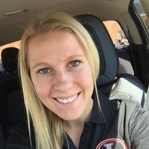 Meet your Posher, Brittney